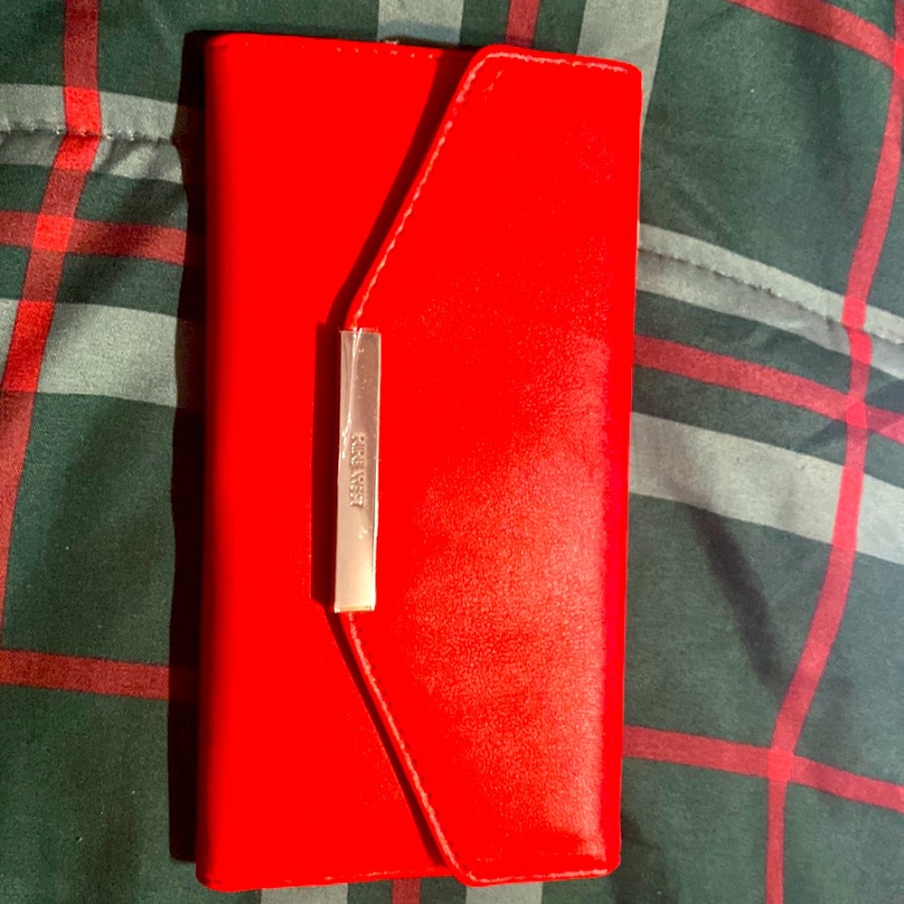 Red Wallet